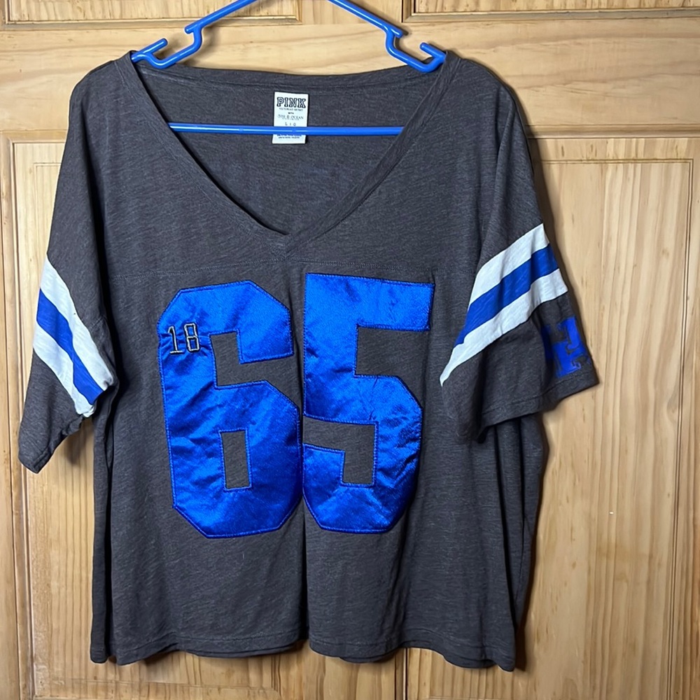 *LAST CHANCE! Donating 4/7* University of Kentucky Football Tee